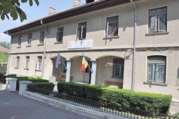Minor prins după ce a furat dintr-o locuinţă